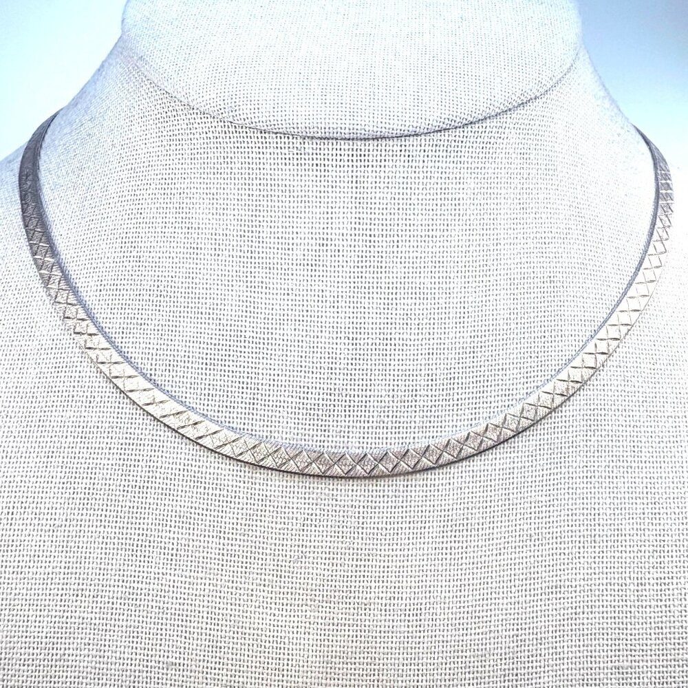 VTG Sterling Silver 925 Engraved Herringbone Chain Necklace Size 18.25" Length